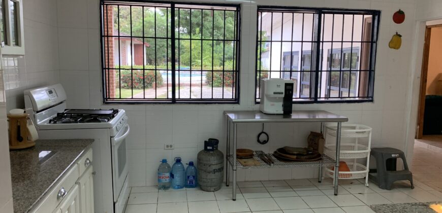 Vendo Casa en Coronado