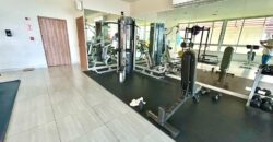 Beautiful beachfront apartment for sale with ocean view and just a few steps from the beach –Se vende hermoso apartamento de playa con vista al mar y a pocos pasos de la playa