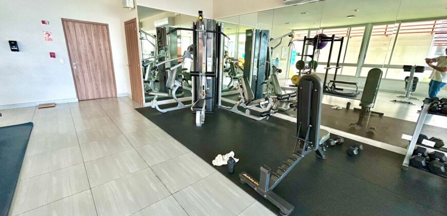 Beautiful beachfront apartment for sale with ocean view and just a few steps from the beach –Se vende hermoso apartamento de playa con vista al mar y a pocos pasos de la playa