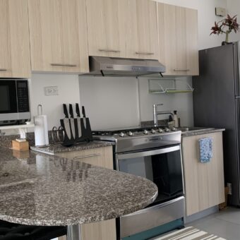 Vendo o alquilo apartamento Amoblado en Punta Barco