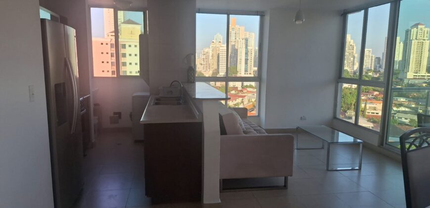 Alquilo céntrico apartamento amoblado en Vía Porras