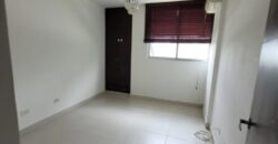 Alquilo céntrico apartamento en Costa del Este, cerca de todo.