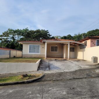 Vendo amplia y hermosa casa en Arraiján