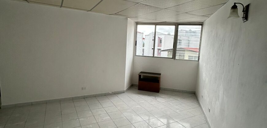 Vendo céntrico y conveniente apartamento en Parque Lefevre