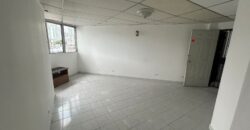 Vendo céntrico y conveniente apartamento en Parque Lefevre