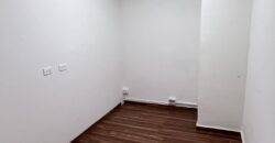 Se alquila local en Metroplaza