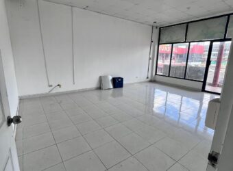 Alquilo estratégico local de 2 niveles en Arraiján