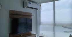 Alquilo hermoso apartamento con espectacular vista al mar y al Casco Antiguo