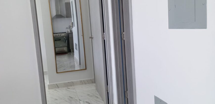 Alquilo hermoso apartamento con espectacular vista al mar y al Casco Antiguo