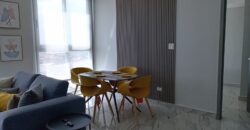 Alquilo hermoso apartamento con espectacular vista al mar y al Casco Antiguo