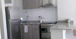 Alquilo hermoso apartamento con espectacular vista al mar y al Casco Antiguo