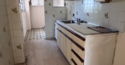 En venta céntrico y amplio apartamento en La Locería