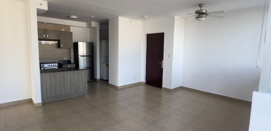Alquilo amplio apartamento con ubicación privilegiada en San Francisco, ubicado entre Vía Israel y Calle 50, en PH The One
