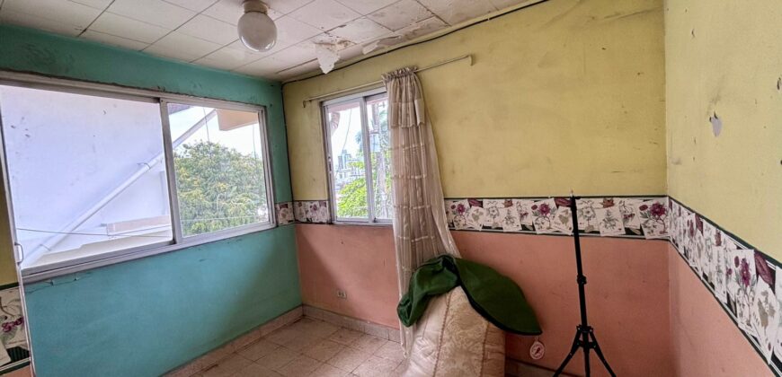 En venta amplia residencia en Los Ángeles