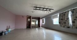 En venta amplia residencia en Los Ángeles