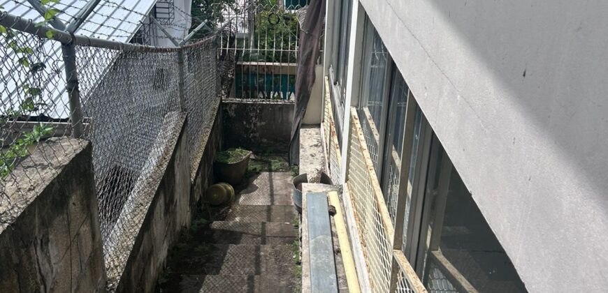 En venta amplia residencia en Los Ángeles