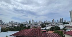 En venta amplia residencia en Los Ángeles