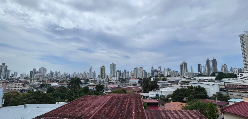 En venta amplia residencia en Los Ángeles