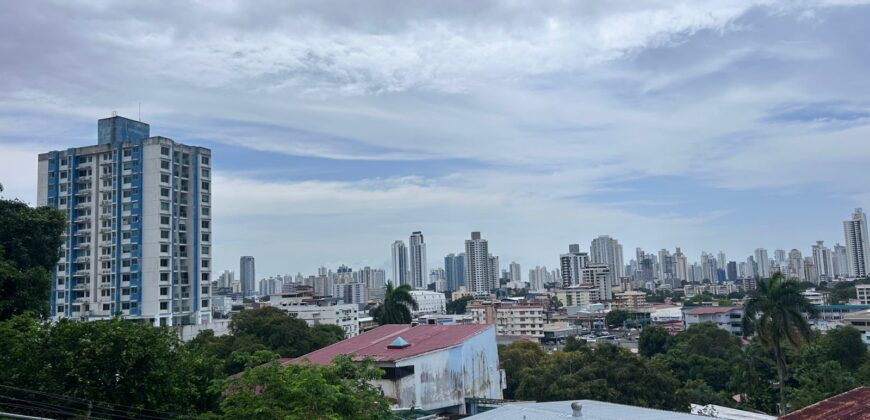 En venta amplia residencia en Los Ángeles