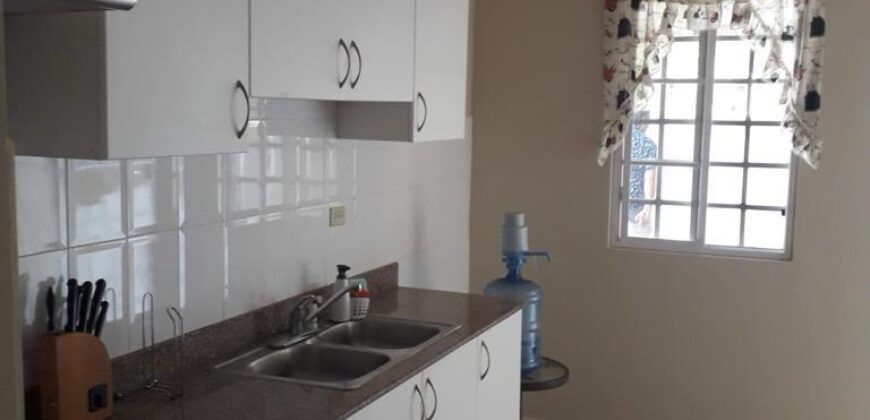 Alquilo casa amoblada en Chitré, a un precio increíble!