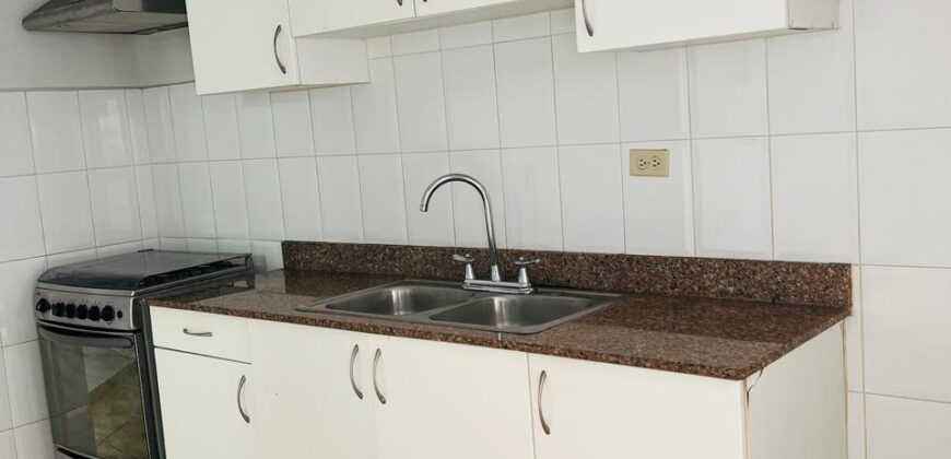 Alquilo casa amoblada en Chitré, a un precio increíble!