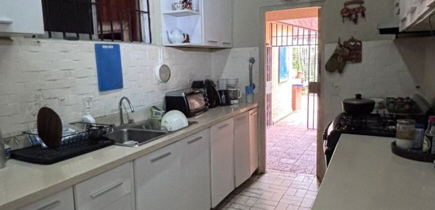 Vendo casa en equina de San Francisco, la mejor ubicación!