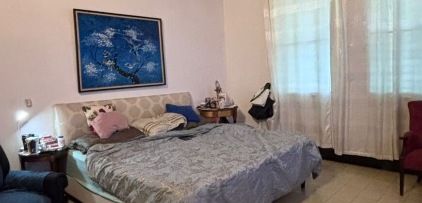 Vendo casa en equina de San Francisco, la mejor ubicación!