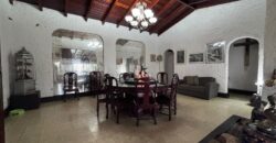 Vendo casa en equina de San Francisco, la mejor ubicación!