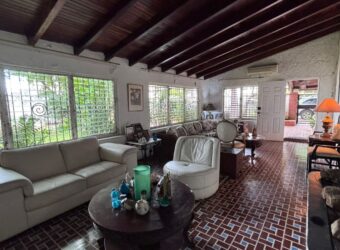 Vendo casa en equina de San Francisco, la mejor ubicación!