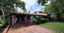 Vendo casa en equina de San Francisco, la mejor ubicación!