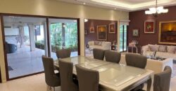 Alquilo con opción a compra hermosa y amplia casa en exclusiva área de Chitré