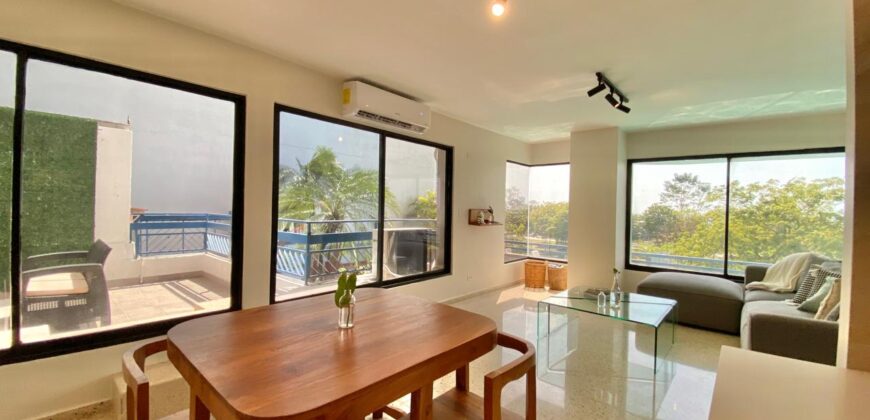 Alquilo hermoso apartamento en Avenida Balboa