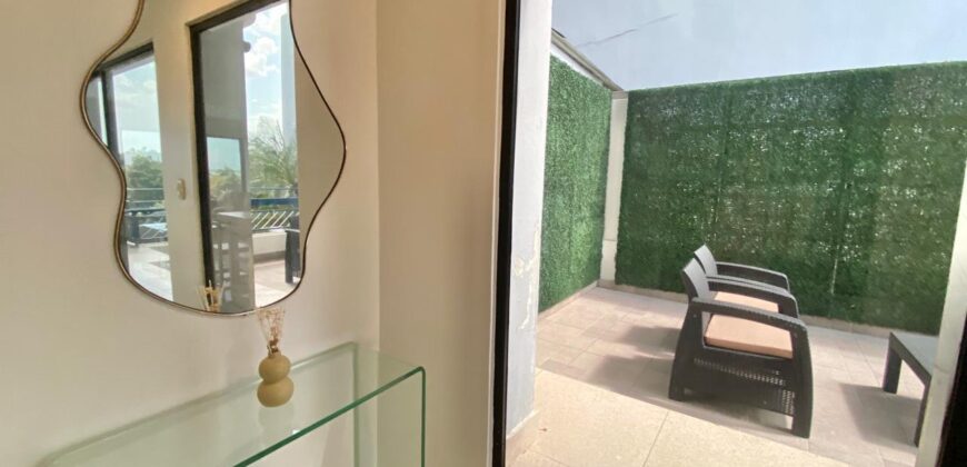 Alquilo hermoso apartamento en Avenida Balboa