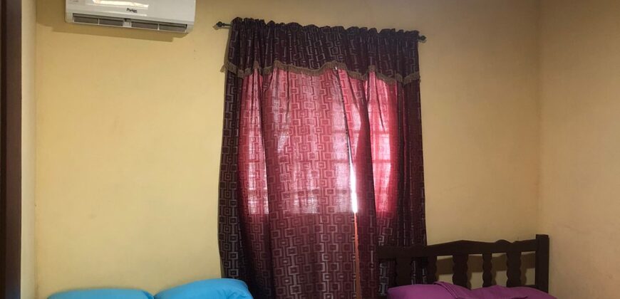 Alquilo casa con 1,000 m de terreno, a pocos minutos de playas y montañas