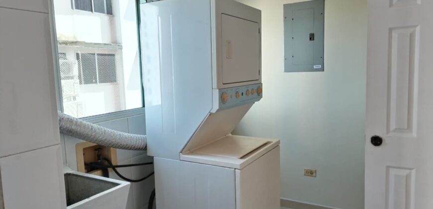 Alquilo con opción a compra (opcional), apartamento en Villa de Las Fuentes