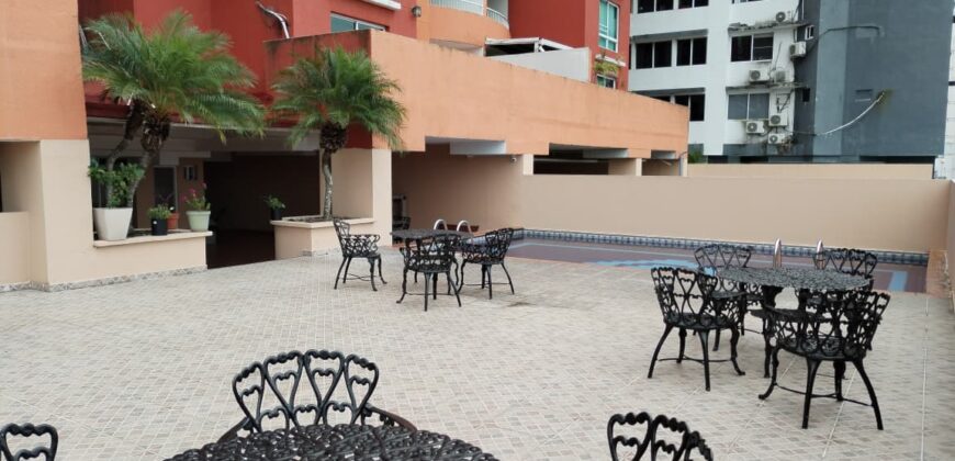 Alquilo con opción a compra (opcional), apartamento en Villa de Las Fuentes