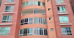 Alquilo con opción a compra (opcional), apartamento en Villa de Las Fuentes