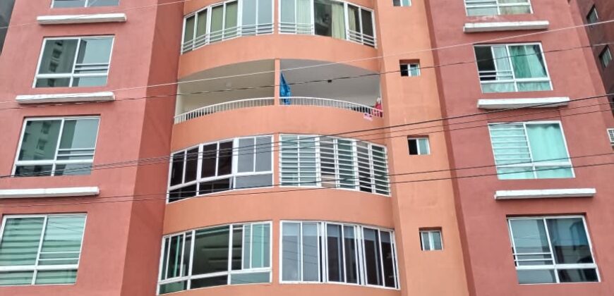 Alquilo con opción a compra (opcional), apartamento en Villa de Las Fuentes