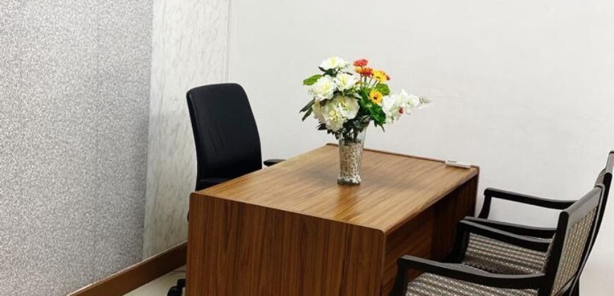 Vendo amplia y céntrica Oficina en el Area Bancaria