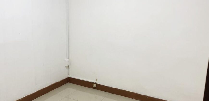 Vendo amplia y céntrica Oficina en el Area Bancaria