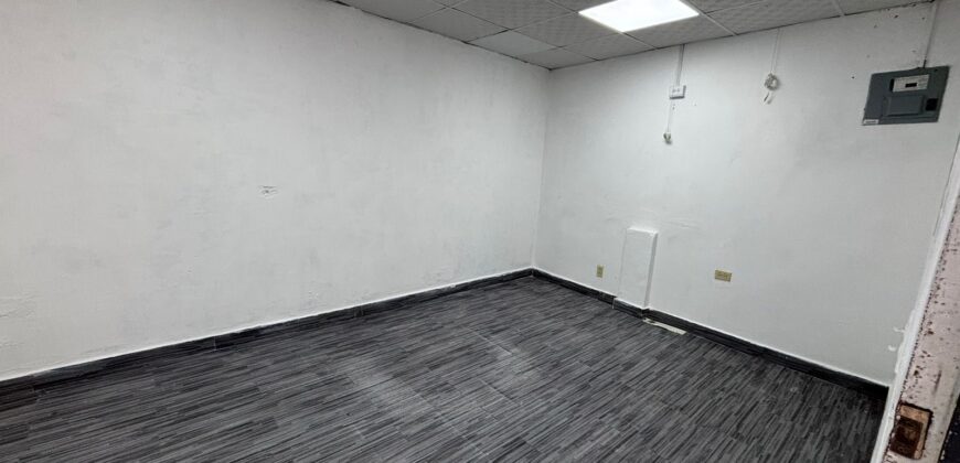 Alquilo local comercial ubicado frente a calle principal, Arraiján