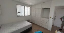 Vendo amplia casa en esquina en Chanis, frente al parque de Chanis