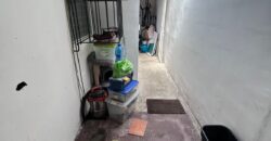 Vendo amplia casa en esquina en Chanis, frente al parque de Chanis