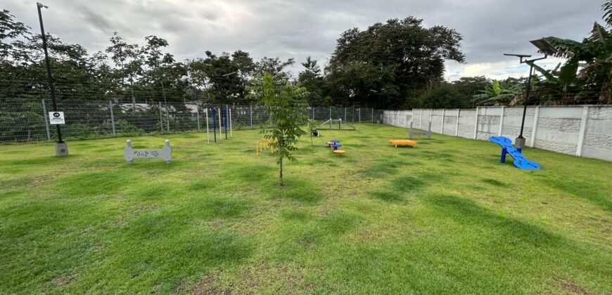 Alquilo hermosa casa en Urb. Reserva del norte