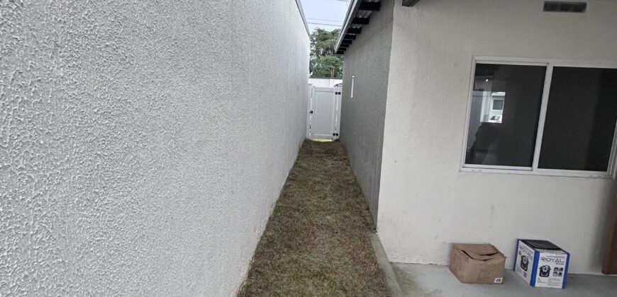 Alquilo hermosa casa en Urb. Reserva del norte