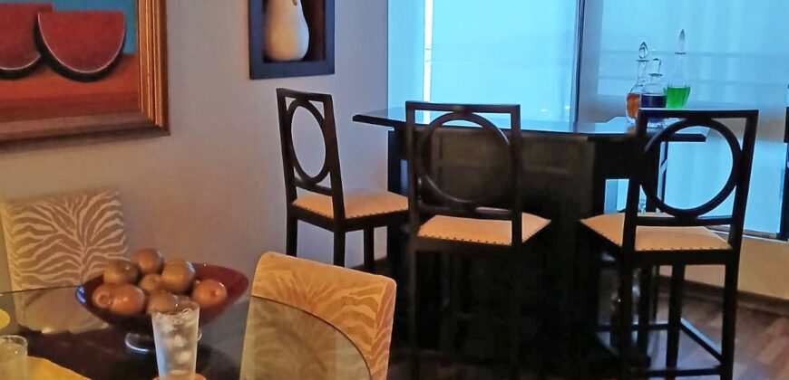 Vendo hermoso y céntrico apartamento en Marbella / Av. Balboa