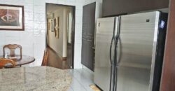 Vendo hermoso y céntrico apartamento en Marbella / Av. Balboa