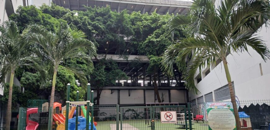 Vendo hermoso y céntrico apartamento en Marbella / Av. Balboa