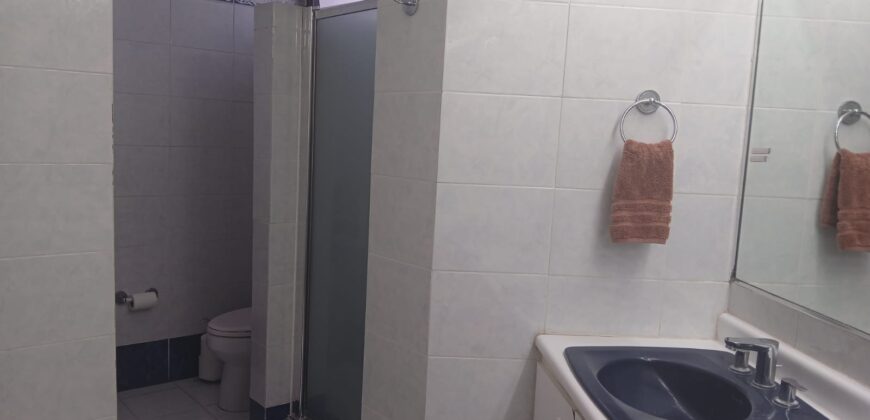 Vendo hermoso y céntrico apartamento en Marbella / Av. Balboa