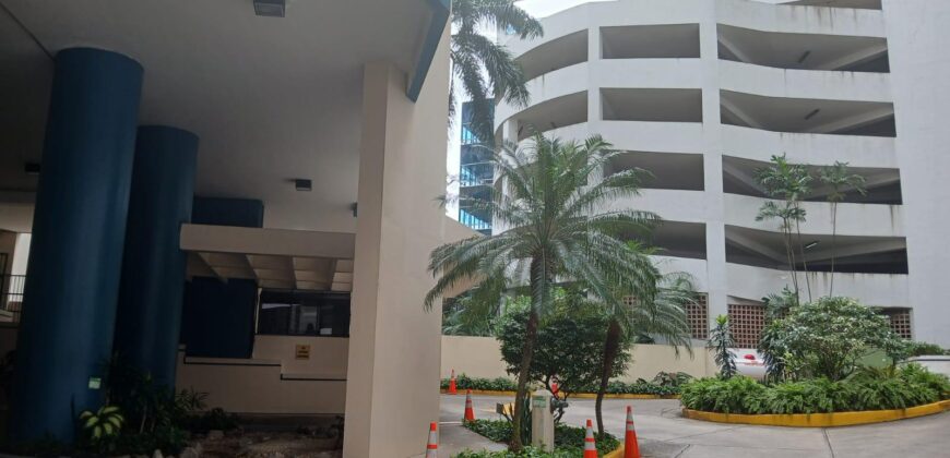 Vendo hermoso y céntrico apartamento en Marbella / Av. Balboa